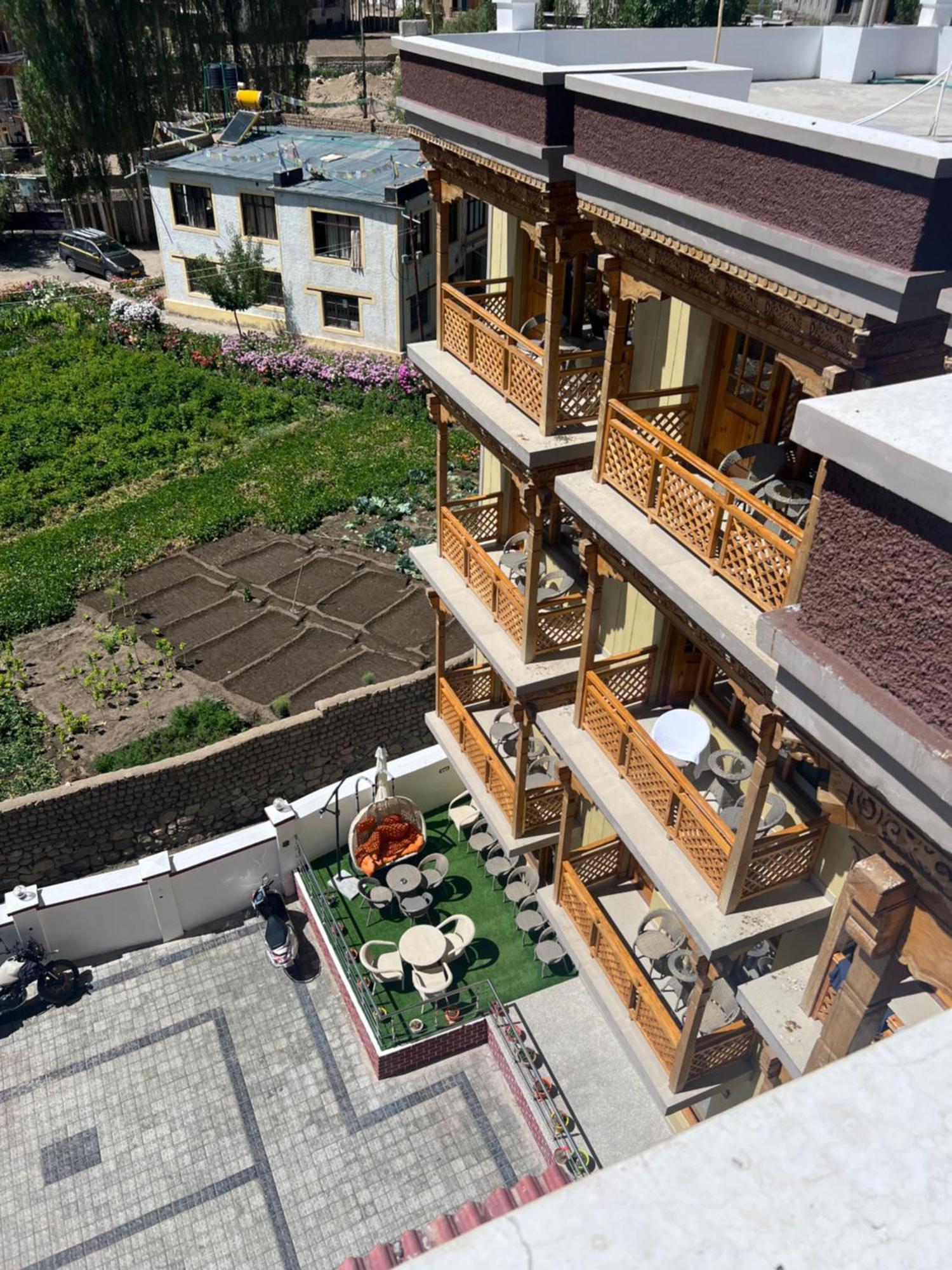 The Nangsay Hotel Leh Eksteriør bilde